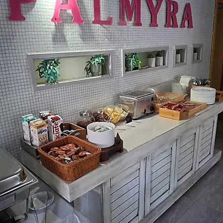 호텔 Palmyra