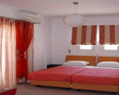 Palmyra Nydri (Lefkada)