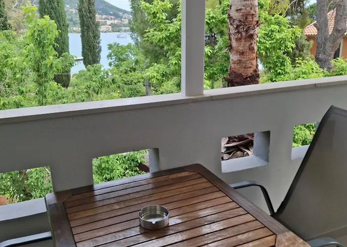 Palmyra Hotel Nydri (Lefkada)